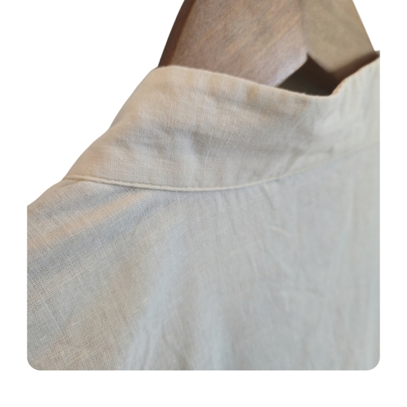 🌼3 for $15🦋 RQT Linen Blend Silver Floral Embroidery Split Neck Top Medium - Picture 5 of 10